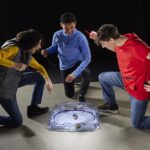 Beyblade X BX-32 Wide Beystadium – Kampfarena für 3 Spieler mit X-Celerator System – Bild 7
