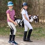 SKIPPI Hobby Horse Braunschecke A3 – Steckenpferd mit Halfter & Zügeln – Bild 7