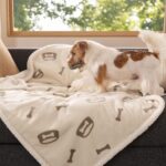BEDSURE Hundedecke 102x76cm wasserdicht – Sherpa Fleece Wendedecke für mittlere Hunde – Bild 2