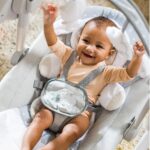 Ingenuity Comfort 2 Go – Tragbare Babyschaukel mit 12 Melodien & Zeitschaltuhr – Bild 9