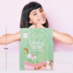 Accentra DREAMY WINTER Adventskalender für Mädchen – 24 Pflegeprodukte in grüner Box – Bild 3