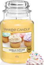 Yankee Candle Vanilla Cupcake Duftkerze gross – 150 Stunden Brenndauer für Zuhause