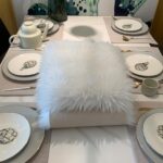 Kunstfell-Tischläufer Weiss 30 x 120 cm – Flauschige Weihnachtsdeko für Esstisch – Bild 6