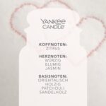 Yankee Candle Snow In Love grosse Duftkerze – 150 Stunden Brenndauer im Glas – Bild 5