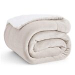 BEDSURE Sherpa Kuscheldecke 150x200 cm – Flauschige Wolldecke für Couch & Bett