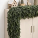 SHareconn 270 cm Weihnachtsgirlande PE-Grün – Realistische Zederngirlande für Kamin & Treppen – Bild 9