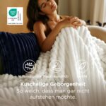BEDSURE Kuscheldecke 150x200 cm Wollweiß – Premium Fleecedecke mit Streifenmuster für Sofa & Bett – Bild 4