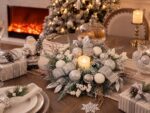 Valery Madelyn 46cm Weihnachtskranz mit 20 LED & Timer – Türkranz Weiss-Silber – Bild 4