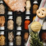 MEIN GENUSS Gewürz-Adventskalender 2026 – 24 edle Kräuter & Gewürzmischungen mit Rezepten – Bild 4
