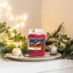 Yankee Candle Christmas Eve Duftkerze Gross – 150 Stunden Brenndauer für Zuhause – Bild 2