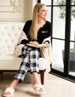 Bresdk Damen Schlafanzug Lang Baumwolle Kariert – Zweiteiliger Pyjama mit V-Ausschnitt – Bild 5