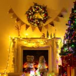 Ulinek Weihnachtskranz 40 cm mit 40 LED & PE-Tannennadeln – Batteriebetrieben für Haustür – Bild 2