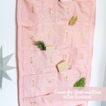 Papierdrachen Adventskalender 2026 Wandteppich Rosa Gold – 120x60 cm mit 24 Stoffbeuteln – Bild 7
