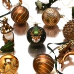 Valery Madelyn Weihnachtskugeln Set 40er – Bruchsichere Christbaumkugeln Bronze & Grün – Bild 4