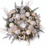 Valery Madelyn 46cm Weihnachtskranz mit 20 LED & Timer – Türkranz Weiss-Silber